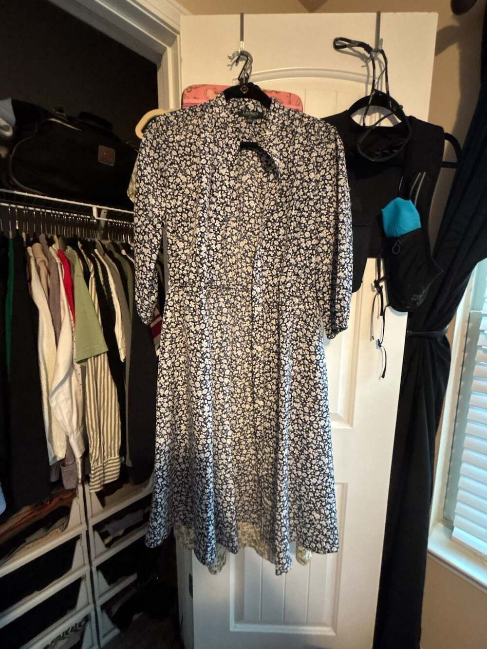 Lauren Ralph Lauren Floral Shirt Dress Size 4P Blue White Midi w cinch waist